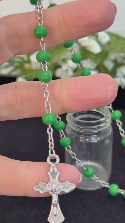 Terço de São Judas Tadeu – Contas Verdes com Aroma de Rosas
