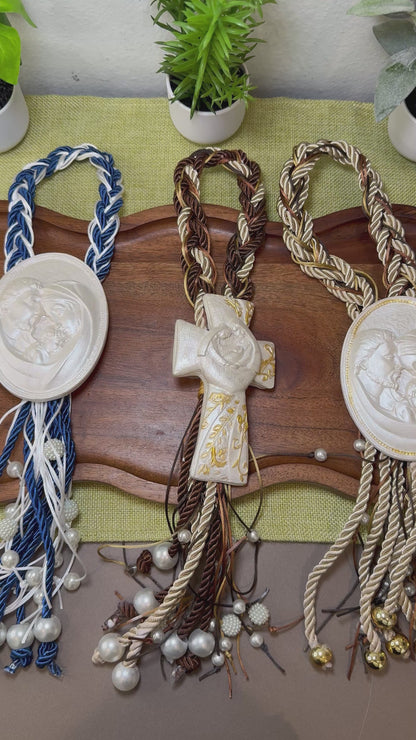 Colar de Mesa Sagrada Família