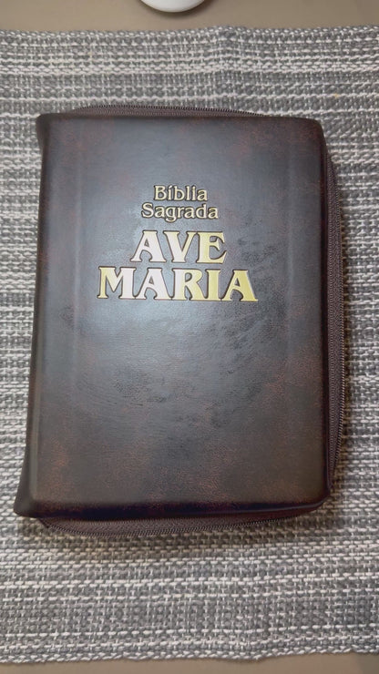 Brown Zipper Bible